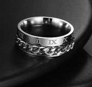 Ασημένιο δαχτυλίδι Valuxy με αλυσίδα και λατινικούς αριθμούς