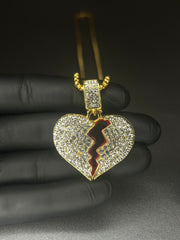 Κολιέ με σπασμένη καρδιά από ανοξείδωτο ατσάλι