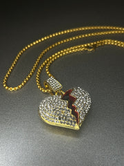 Κολιέ με σπασμένη καρδιά από ανοξείδωτο ατσάλι