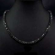 Μαύρο κολιέ τένις