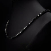 Μαύρο κολιέ τένις