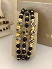 Σετ 3 unisex βραχιόλια με πέρλες χάντρες.